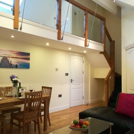 Modern, 2 Bedroom Apartment With Sofa Bed, Uplands, Swansea Eksteriør billede