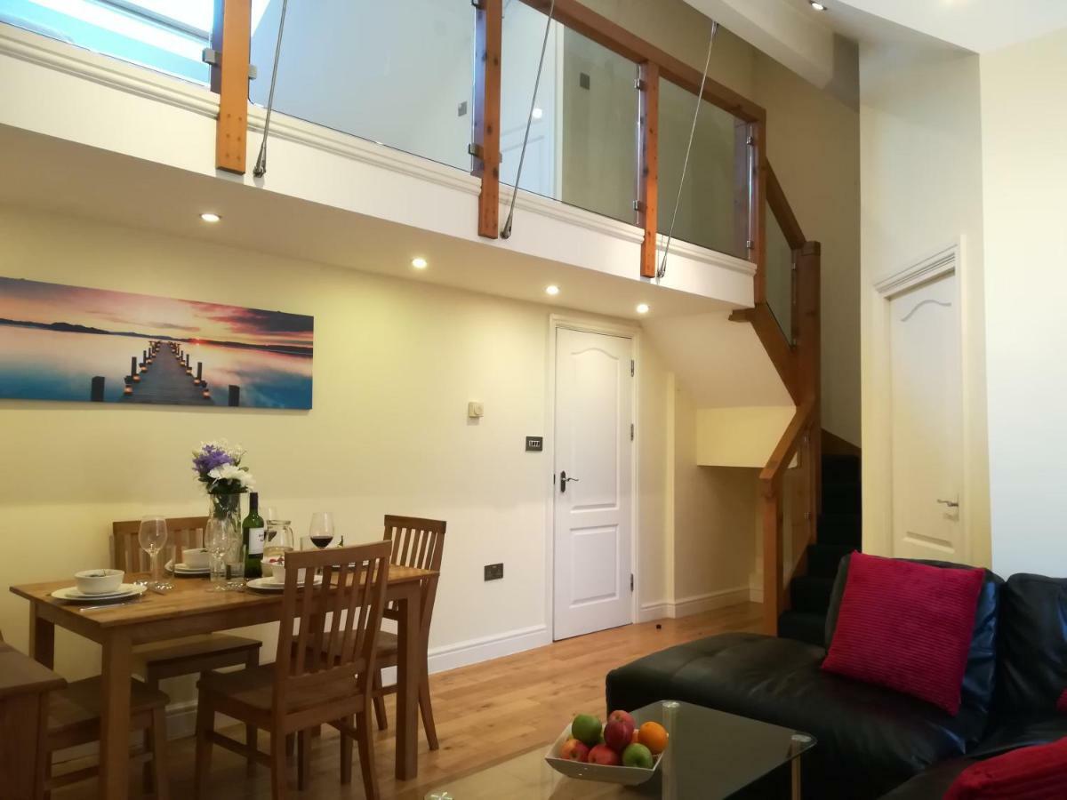 Modern, 2 Bedroom Apartment With Sofa Bed, Uplands, Swansea Eksteriør billede
